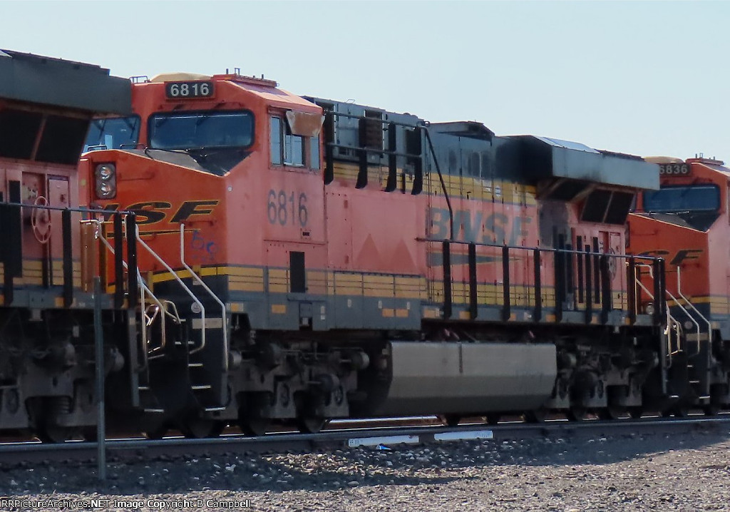 BNSF 6816